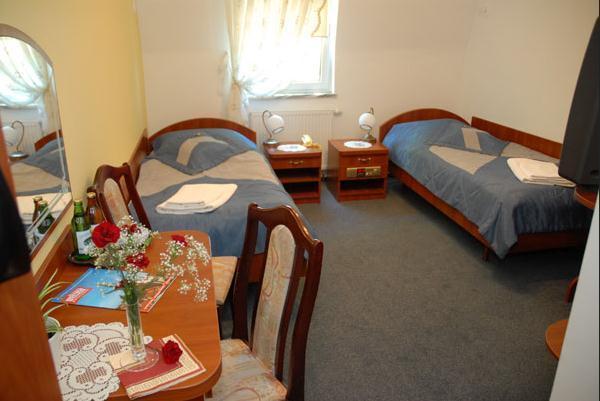 Hotel Restauracja Kaukaska Jadwiga Choroszy Wolsztyn Szoba fotó